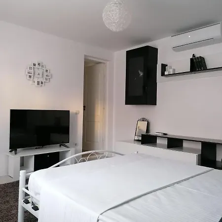 Alexandra House Homestay szállás