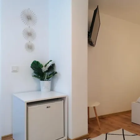 Alexandra House Homestay szállás