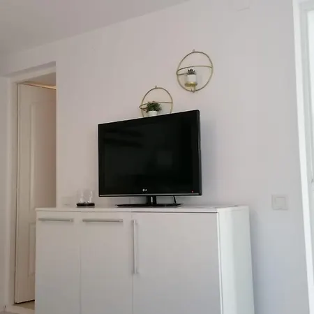 Alexandra House Privatunterkunft *