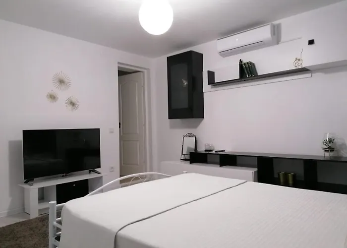 Alexandra House Costinesti