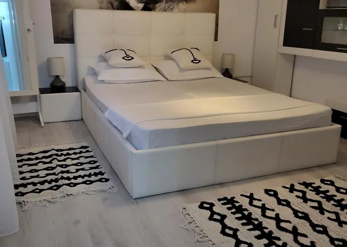 Alexandra House * Costinesti